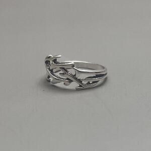 Y2K Vintage Silver Gothic Hatch Ring – Size 8, Unisex, Brand New